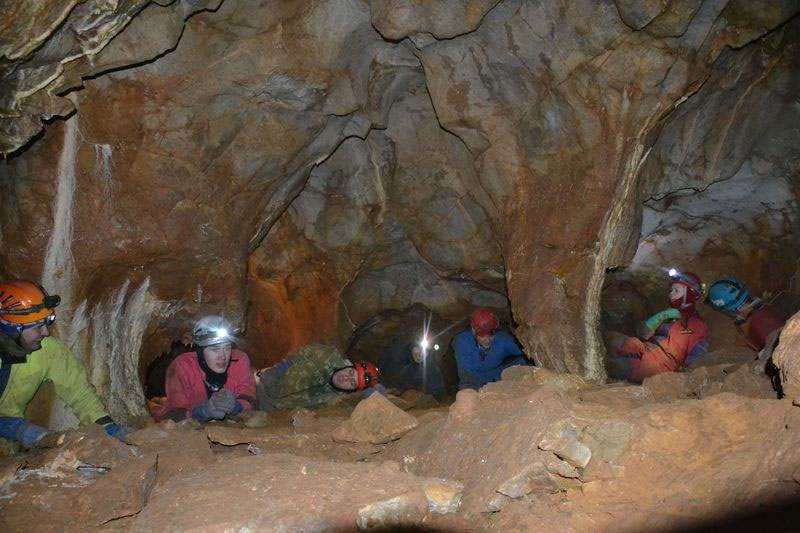 Пещера Сказка