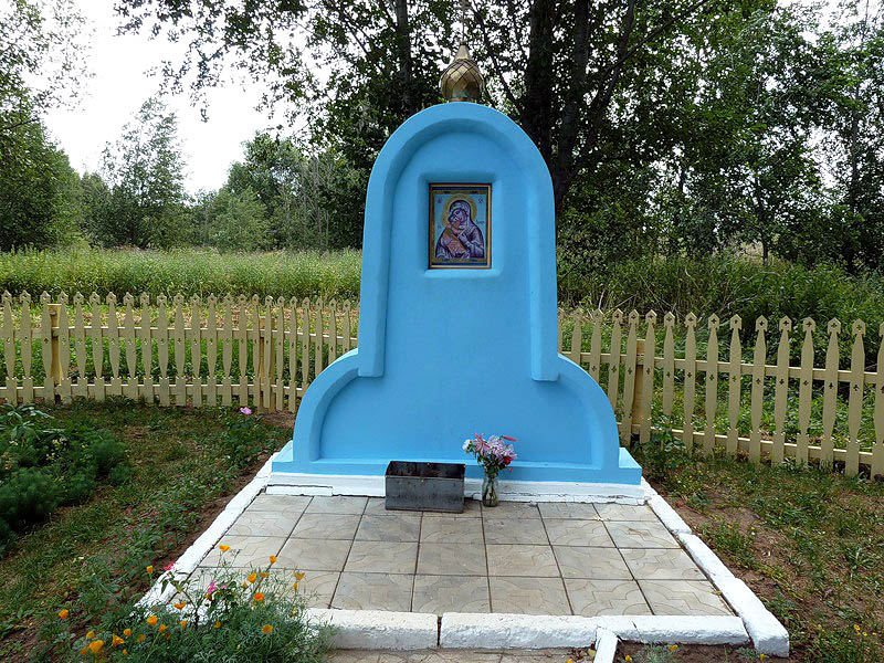Богородичный Владимирский святой источник, деревня Малая Кучка